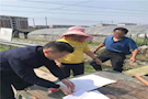 深入田间地头 调解家庭纠纷